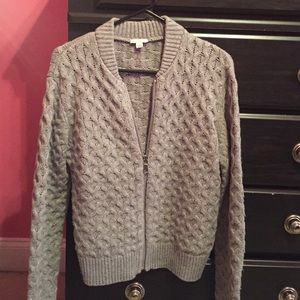 Women's Gap zip-up sweater (s)