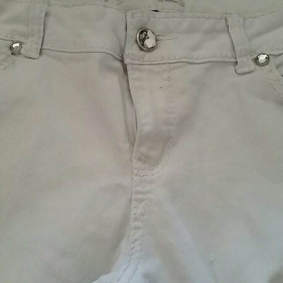 White Ripped Skinny Jeans w Rhinestone Buttons - Picture 2 of 4