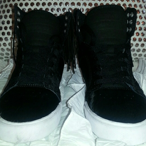 Supra skytop black fringe
