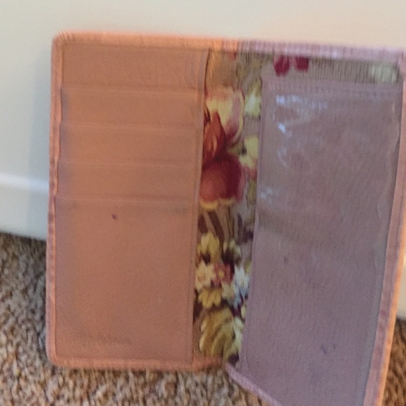 Wallet - Picture 2 of 4