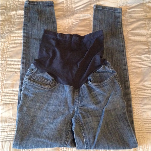 Maternity jeans