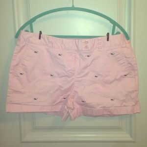 Vineyard Vines Whale embroidered shorts