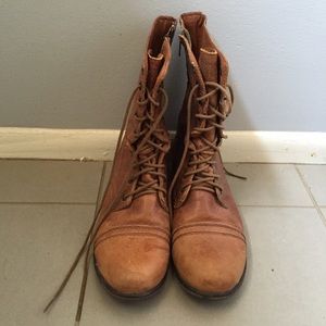 Steve Madden troopa boots