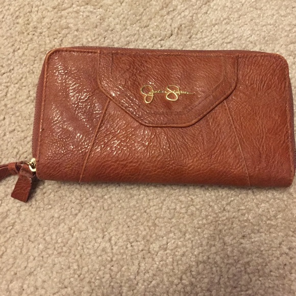 Jessica Simpson wallet