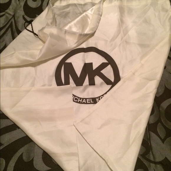 Michaelkors dust bag