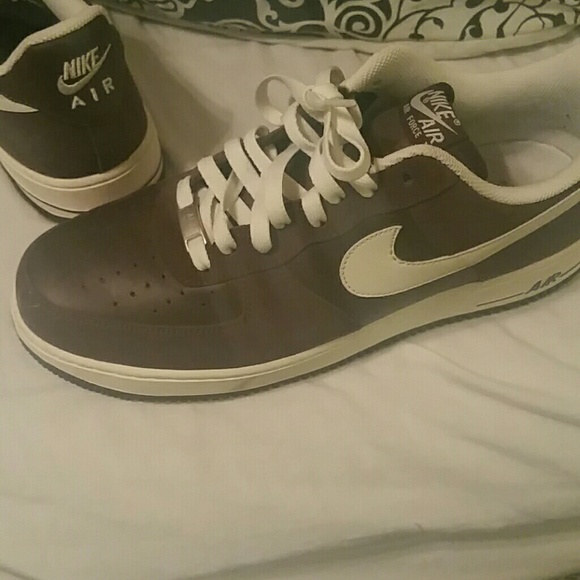 Nike - Picture 3 of 3