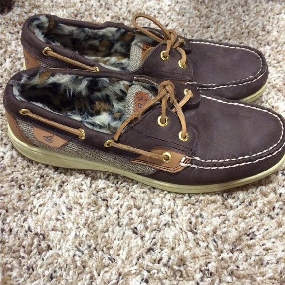 Dark brown fur lined sperry