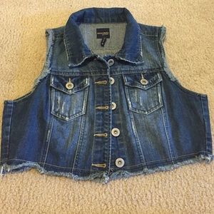 Cropped Jean Vest