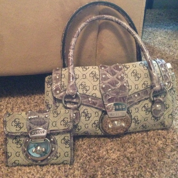 Guess purse and wallet