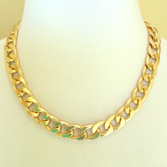 Jewelry - Cuban Link Gold Tone Chain Statement Necklace