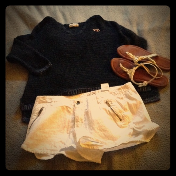 Hollister pull over!