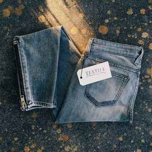 🎀REDUCED🎀NWT Textile Elizabeth & James Skinnies