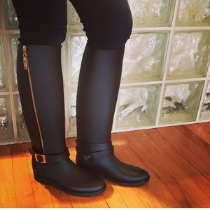Rain boots