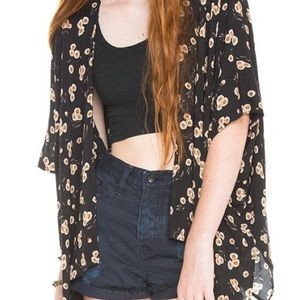 Brandy Melville Daisy Kimono