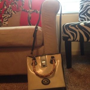 Dooney and Bourke purse
