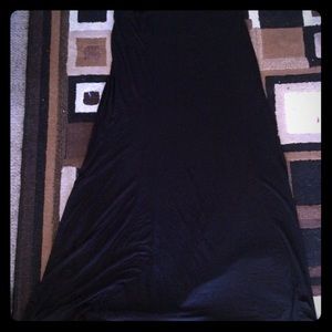 black maxi dress $12 fits large for size $8