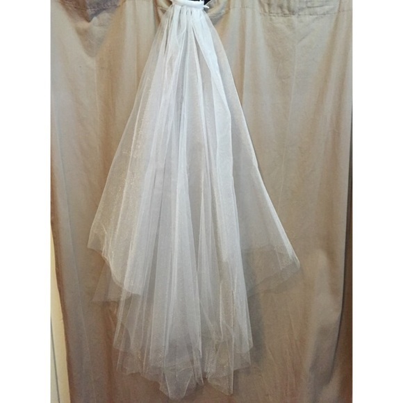 White Tulle Bridal Veil👰