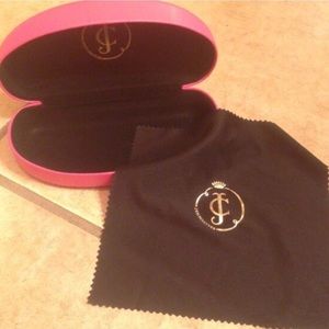 Juicy Cotture Eyeglass case 💜