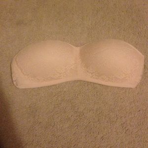Nude lace padded bandeau