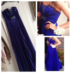 Strapless blue/indago gown with beaded top