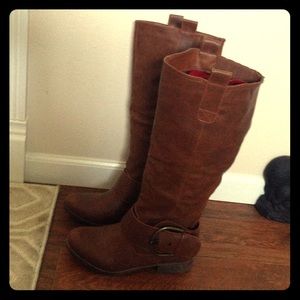 Never worn wide calf boots!