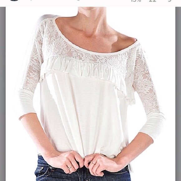 NWT lace half sleeve top