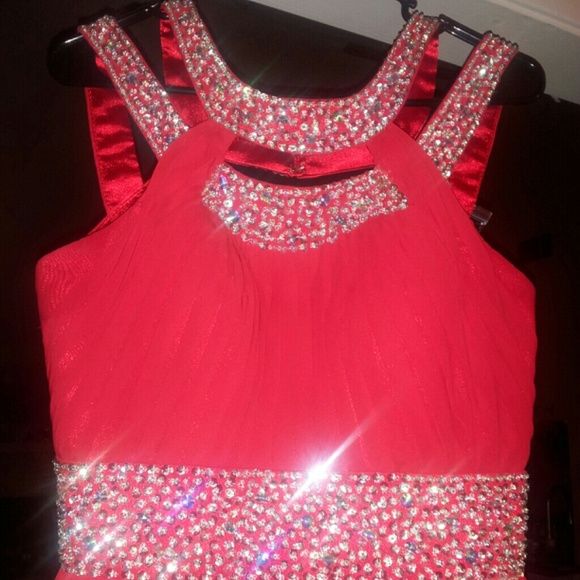 Beautiful Red Prom Dress - Picture 3 of 4