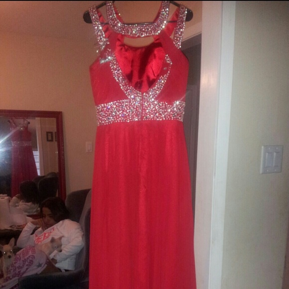 Beautiful Red Prom Dress - Picture 4 of 4