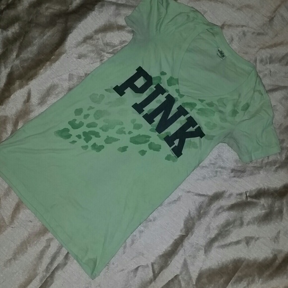 Worn xs vintage pink Leopard print shirt