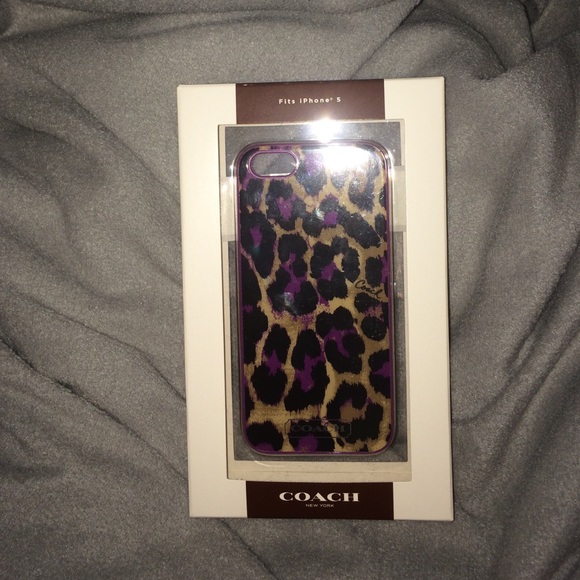 Coach Accessories - Coach iPhone 5/5s phone case💜💜💜💜