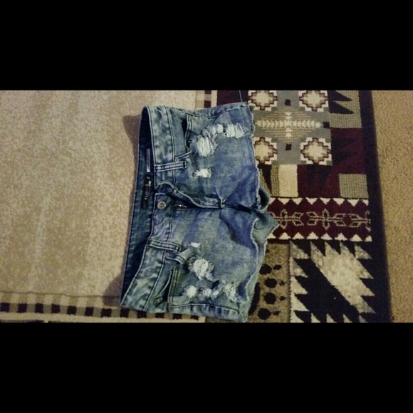 Distressed shorts