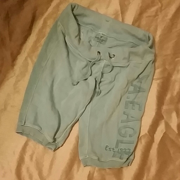 Soft cotton American Eagle gym shorts casual capri