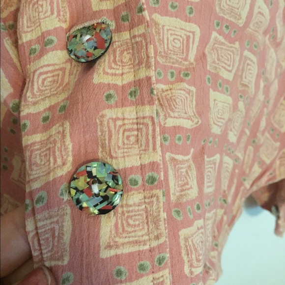 Square Pattern Button-up Top - Picture 2 of 2