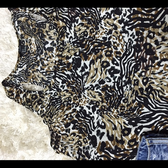 Cheetah print top. Green, brown and cream. - Picture 2 of 3