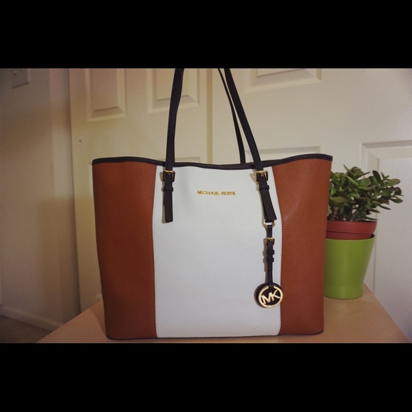 Michael Kors Jet Set large tote