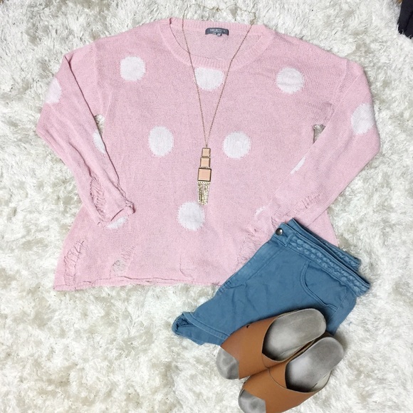 Bubbly spot top. Distress style!