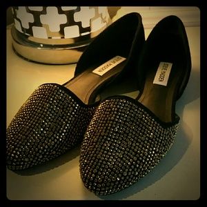 Steve Madden Vamp Flat in black/gold