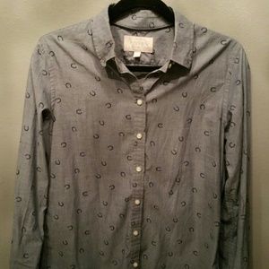 Banana Republic Blue Horseshoe Print Chambray