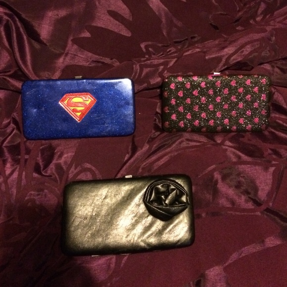 Bundle of 3 wallets