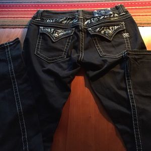 Like new black Miss Me jeans.