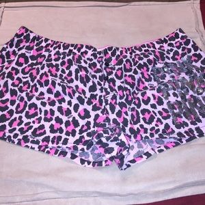 Given as a free gift with VS purchase 🎁🎁