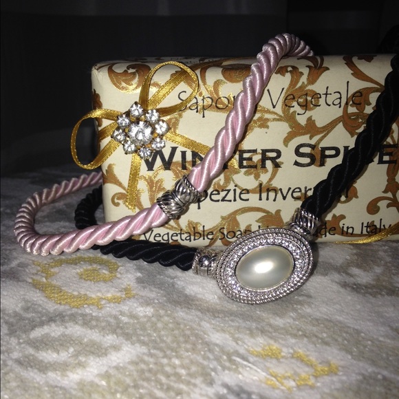 Necklace~ interchangeable~ by Jusith Ripka