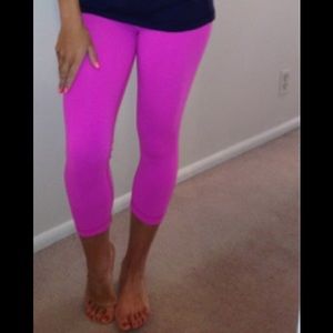 Lululemon wunder under