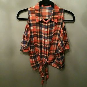 Cut out shoulder top