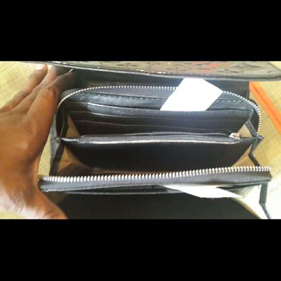 Extra pics - Picture 2 of 4