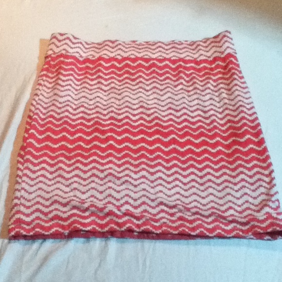 ⛔SOLD BUNDLE ⛔ Hot Patterned Mini Skirt