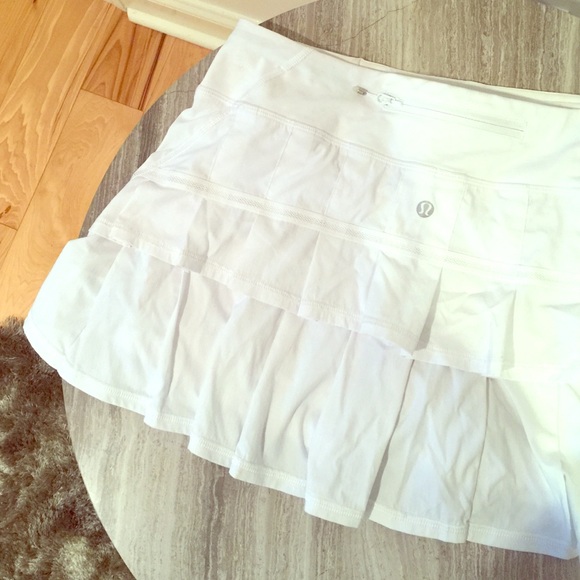 LULULEMON TENNIS SKIRT