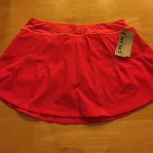 NWT hind tennis skirt