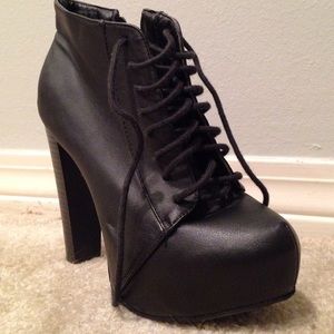 Charlotte Russe booties
