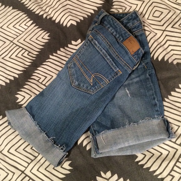 American Eagle Bermuda Shorts